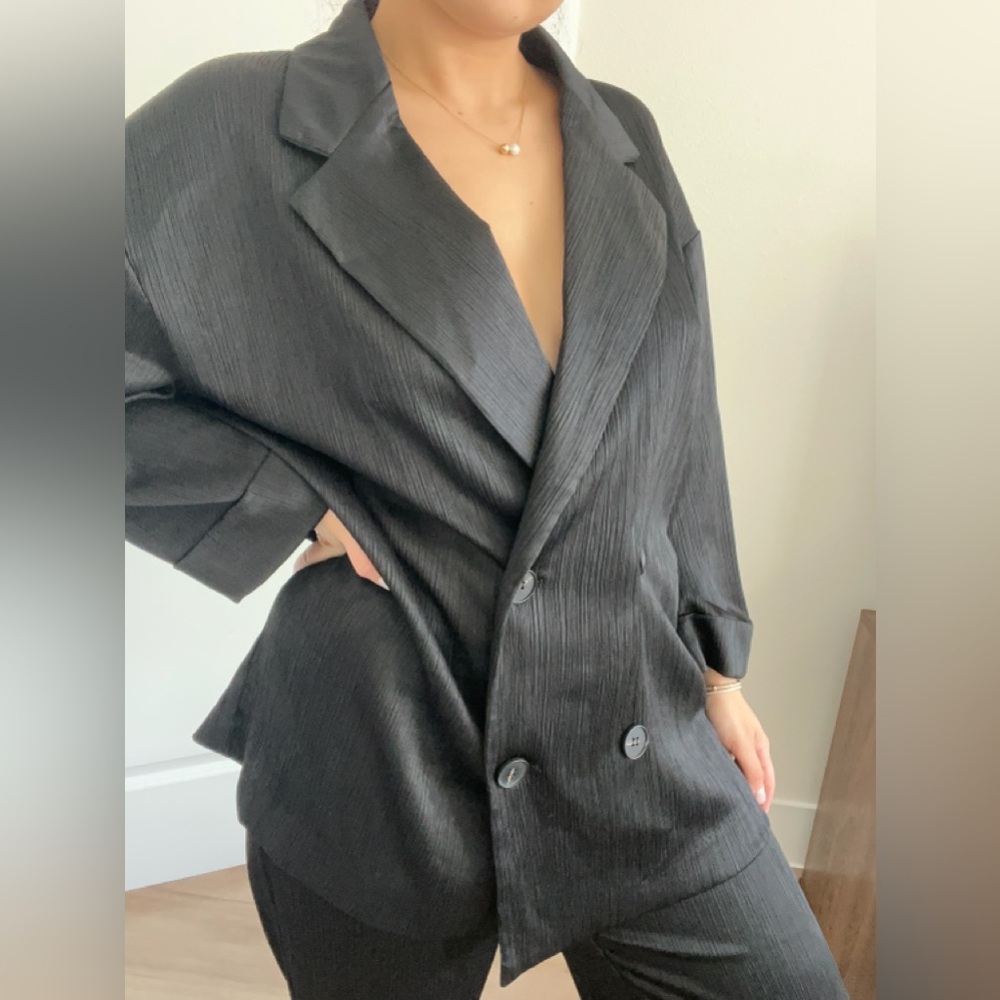 NWT Zara Black Textured Wrinkle look Blazer